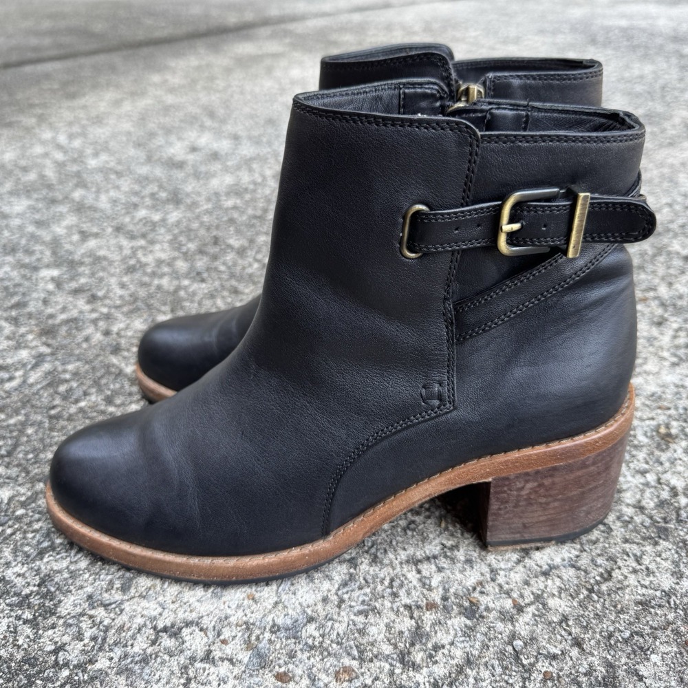 Clarks Women's Sz 8.5 M Boots Black Leather Clarkdale Jax Block‎ Heel Side Zip